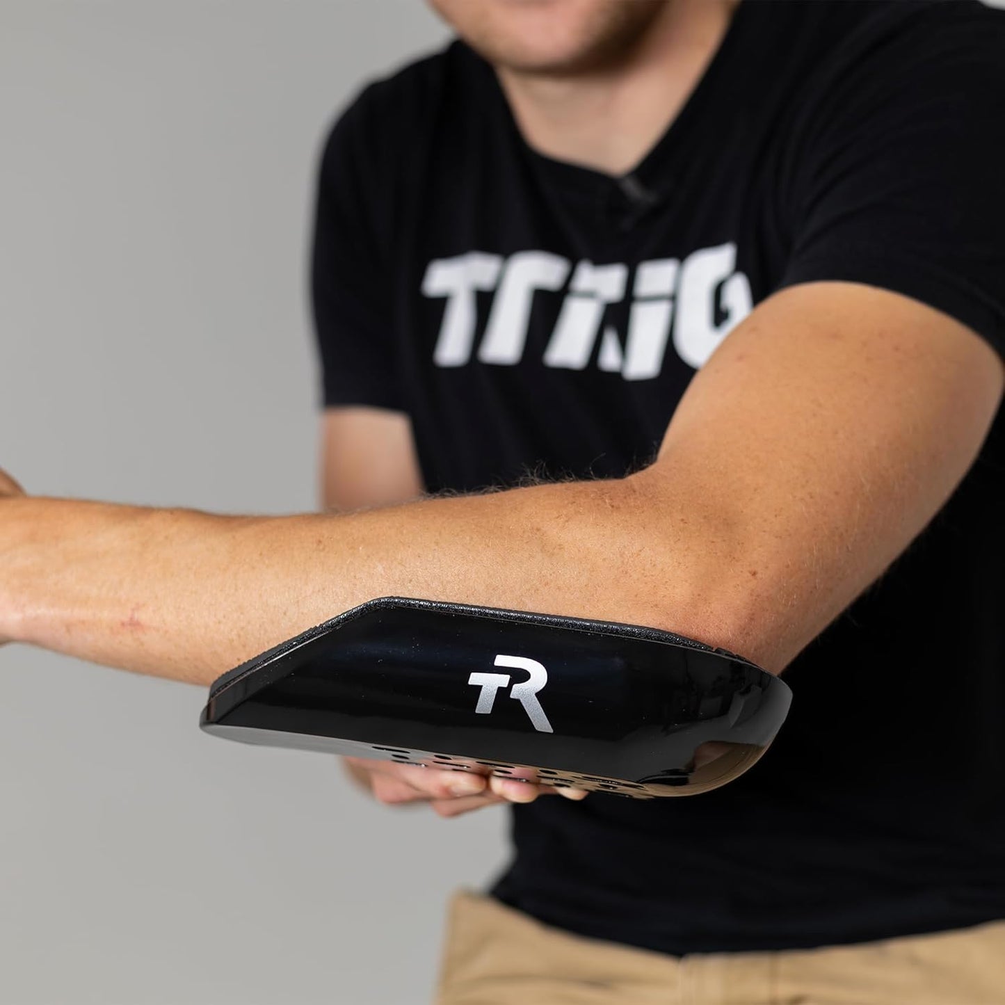 TRIRIG - Signature Closed Back Arm Cups - Triathlon Bike Accessory - Aero Bar Pad Comfort with Textured Grips - Durable Scoop Design for Cycling Upgrade, Lightweight Bike Accessory with Adjustable Fit
